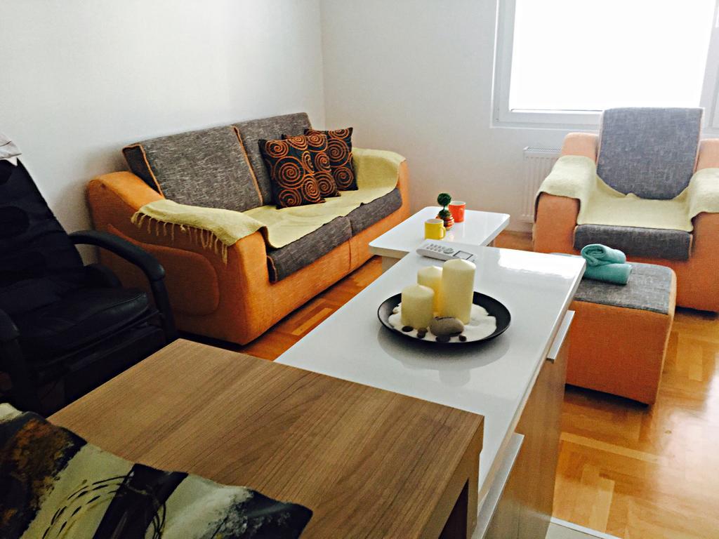 Regina'S Apartments 斯科普里 外观 照片