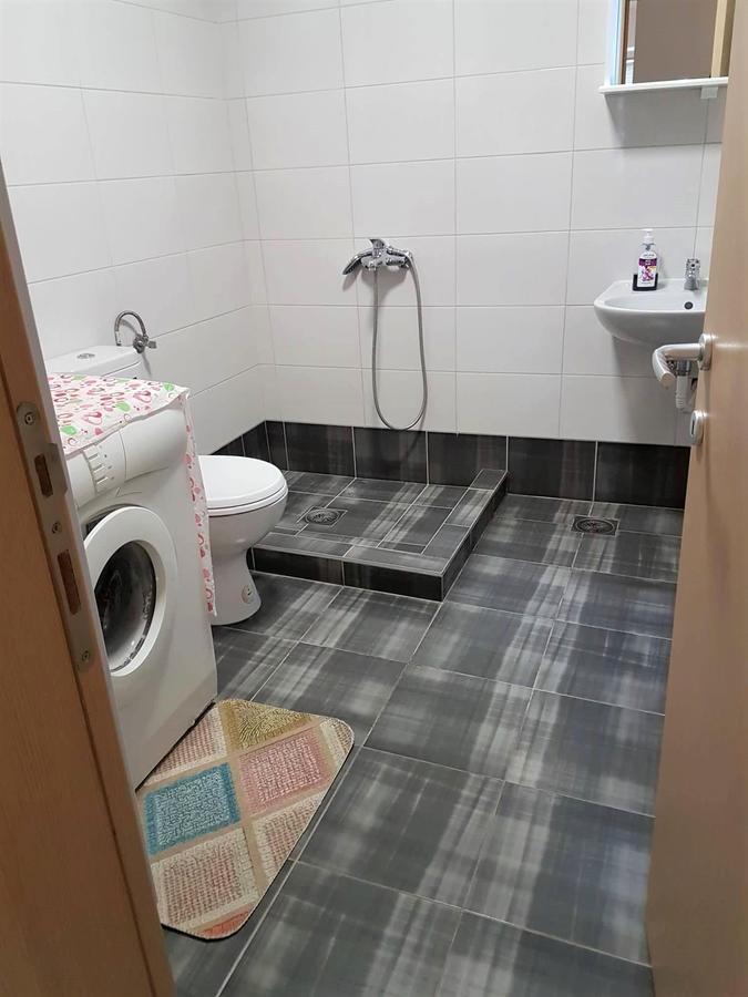 Regina'S Apartments 斯科普里 外观 照片