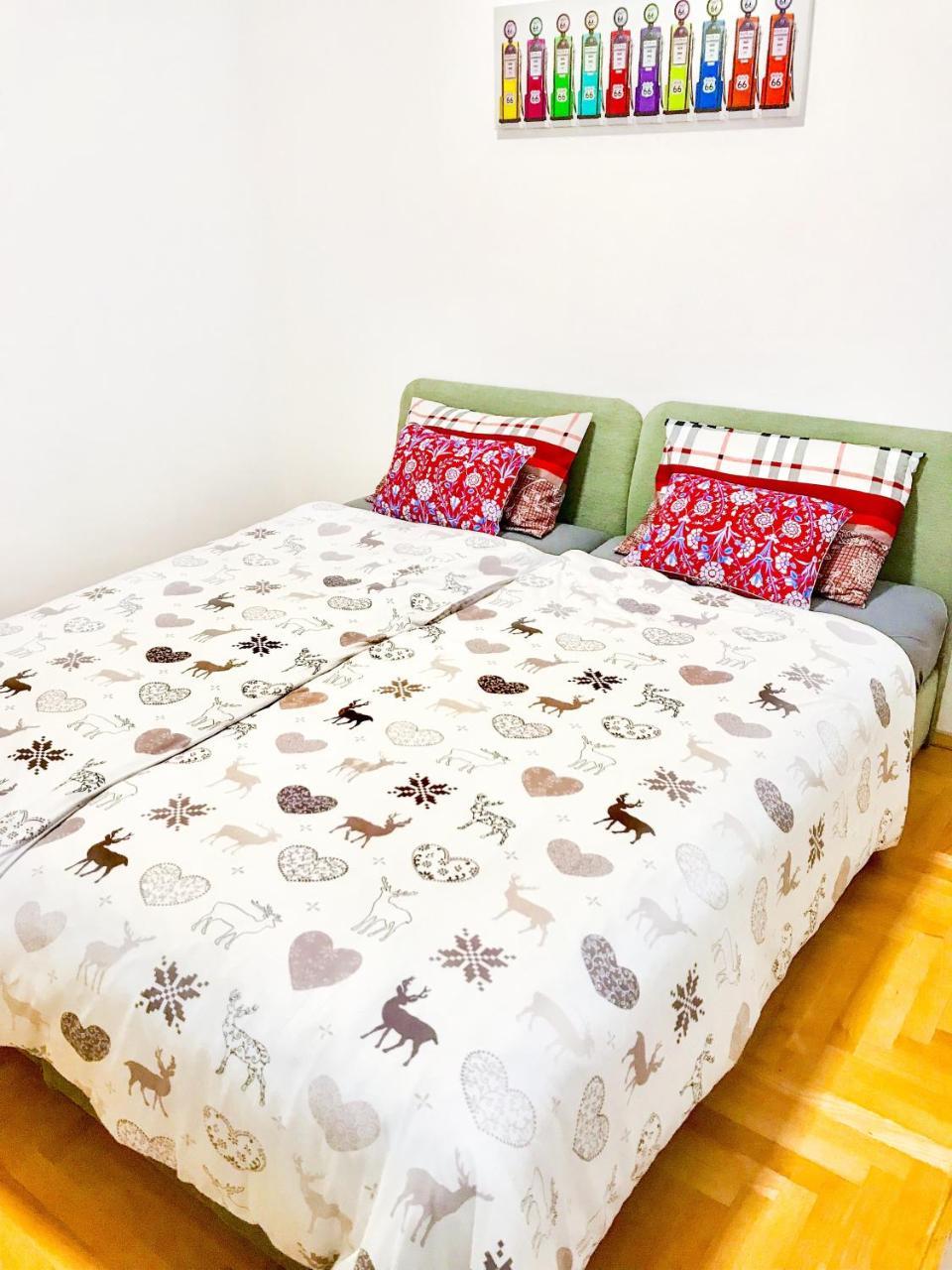 Regina'S Apartments 斯科普里 外观 照片