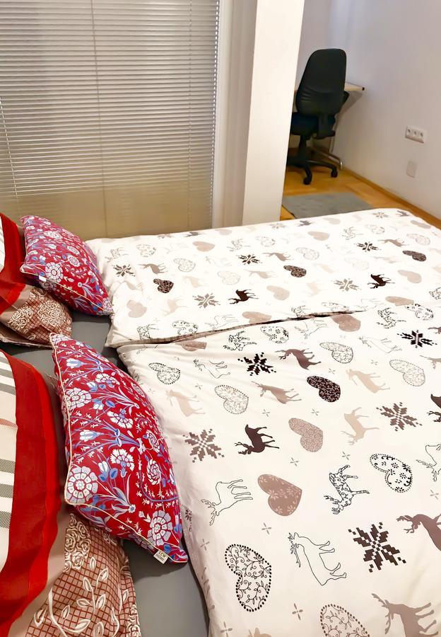 Regina'S Apartments 斯科普里 外观 照片